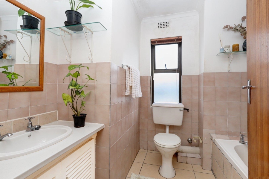 2 Bedroom Property for Sale in Bloemhof Western Cape